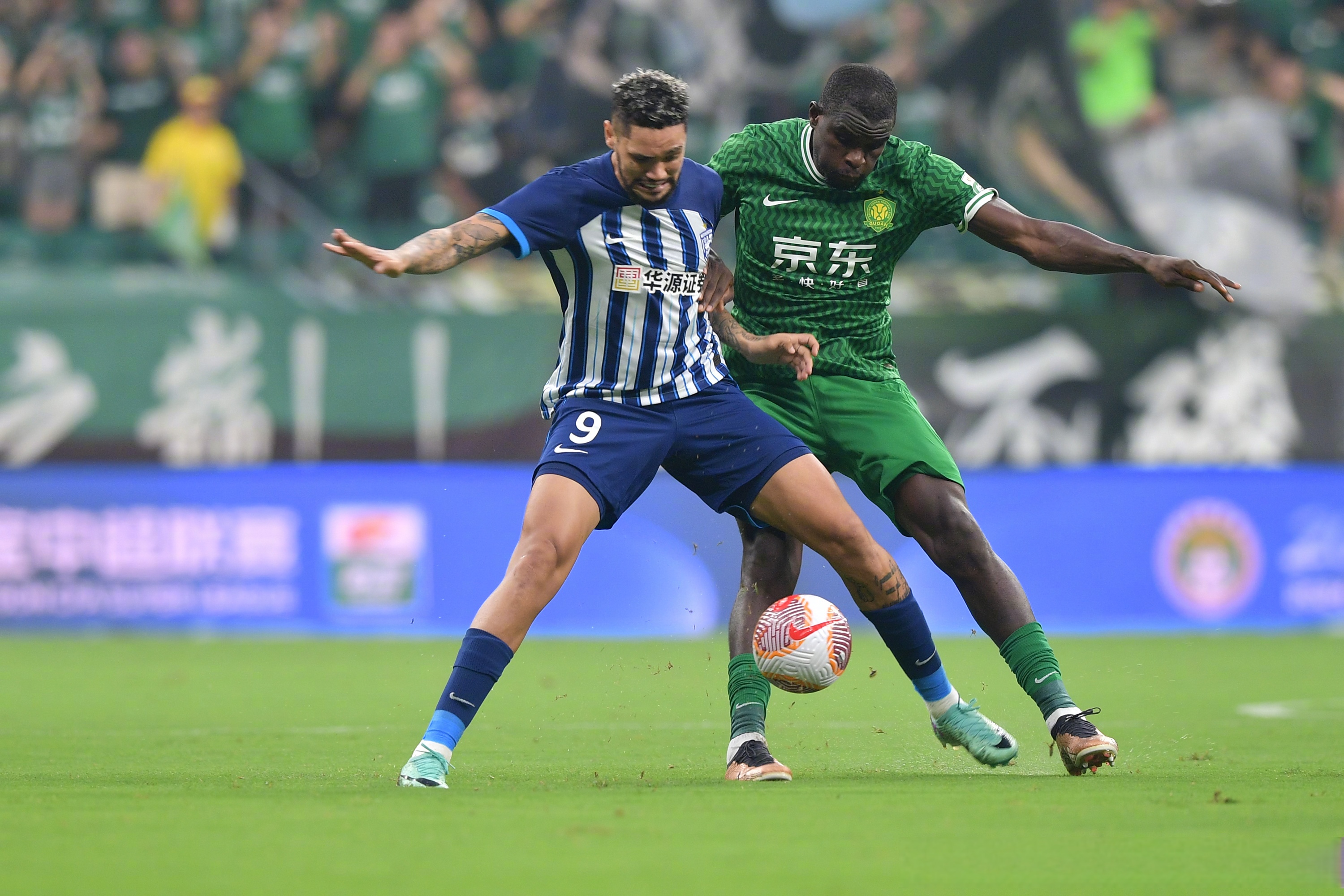 马略卡球员上演帽子戏法，帮助球队战胜对手