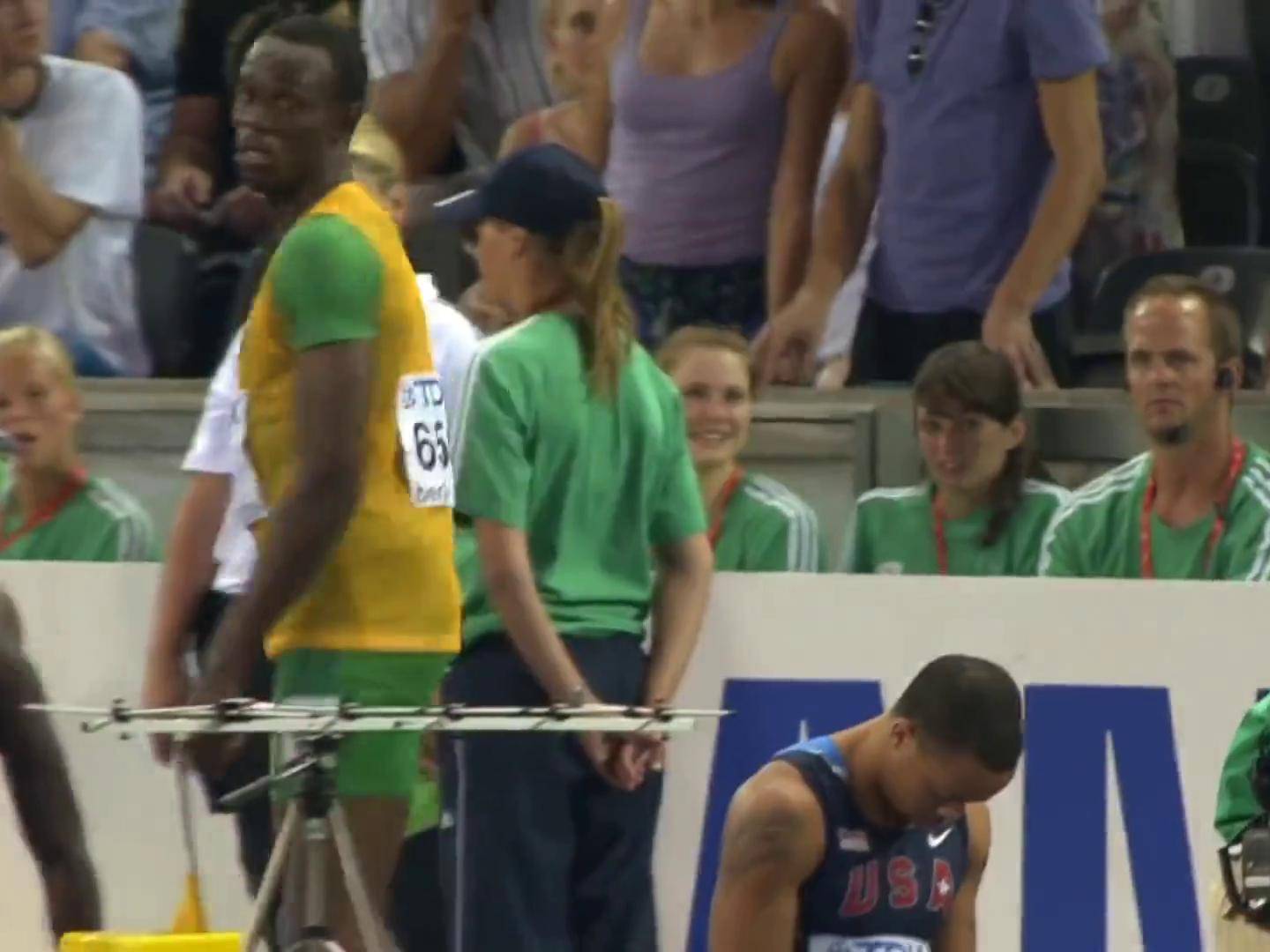 震撼！博尔特在排球赛场险胜对手！的简单介绍